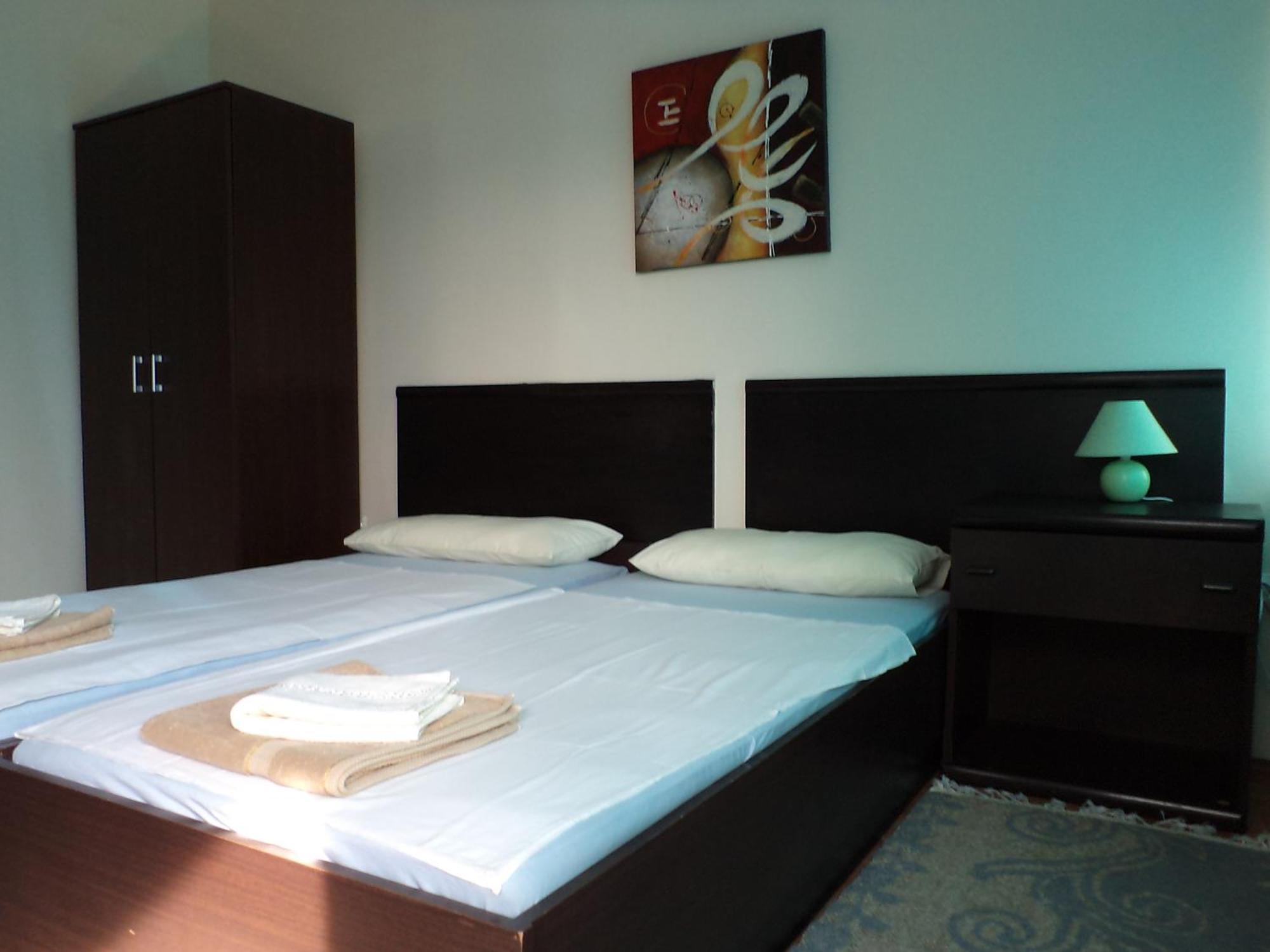 سكوبجي Motel Le Village المظهر الخارجي الصورة