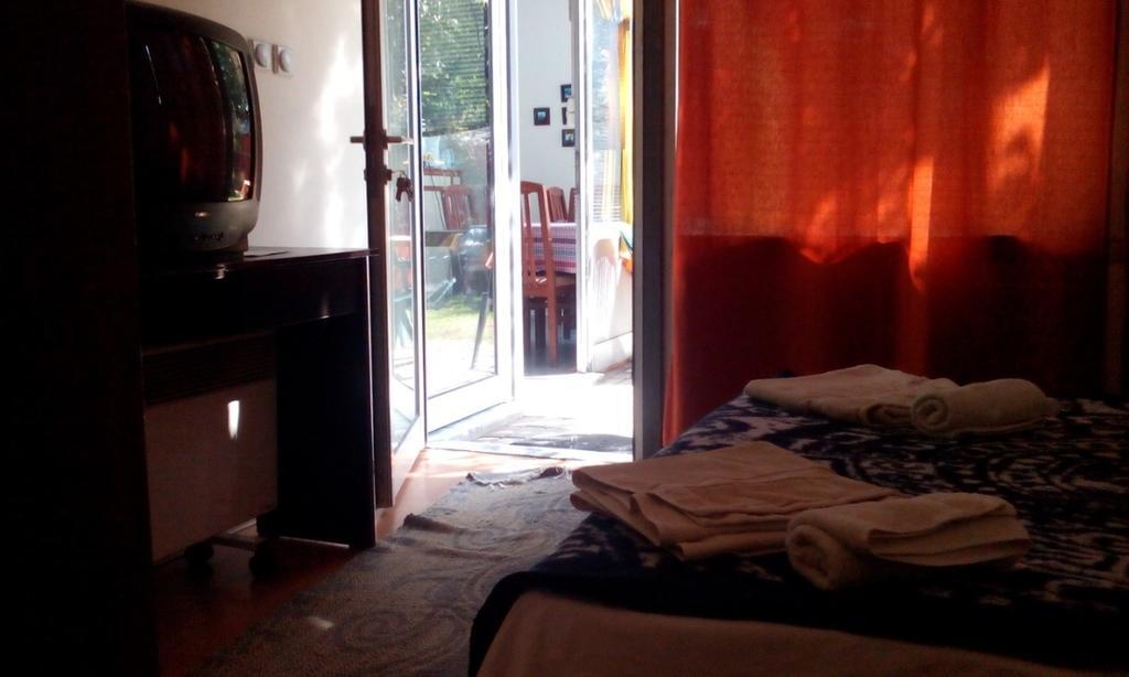 سكوبجي Motel Le Village المظهر الخارجي الصورة